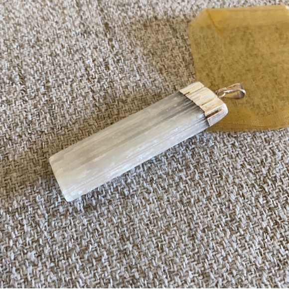 🪞 NEW chakra selenite gemstone crystal necklace pendant - Picture 5 of 11